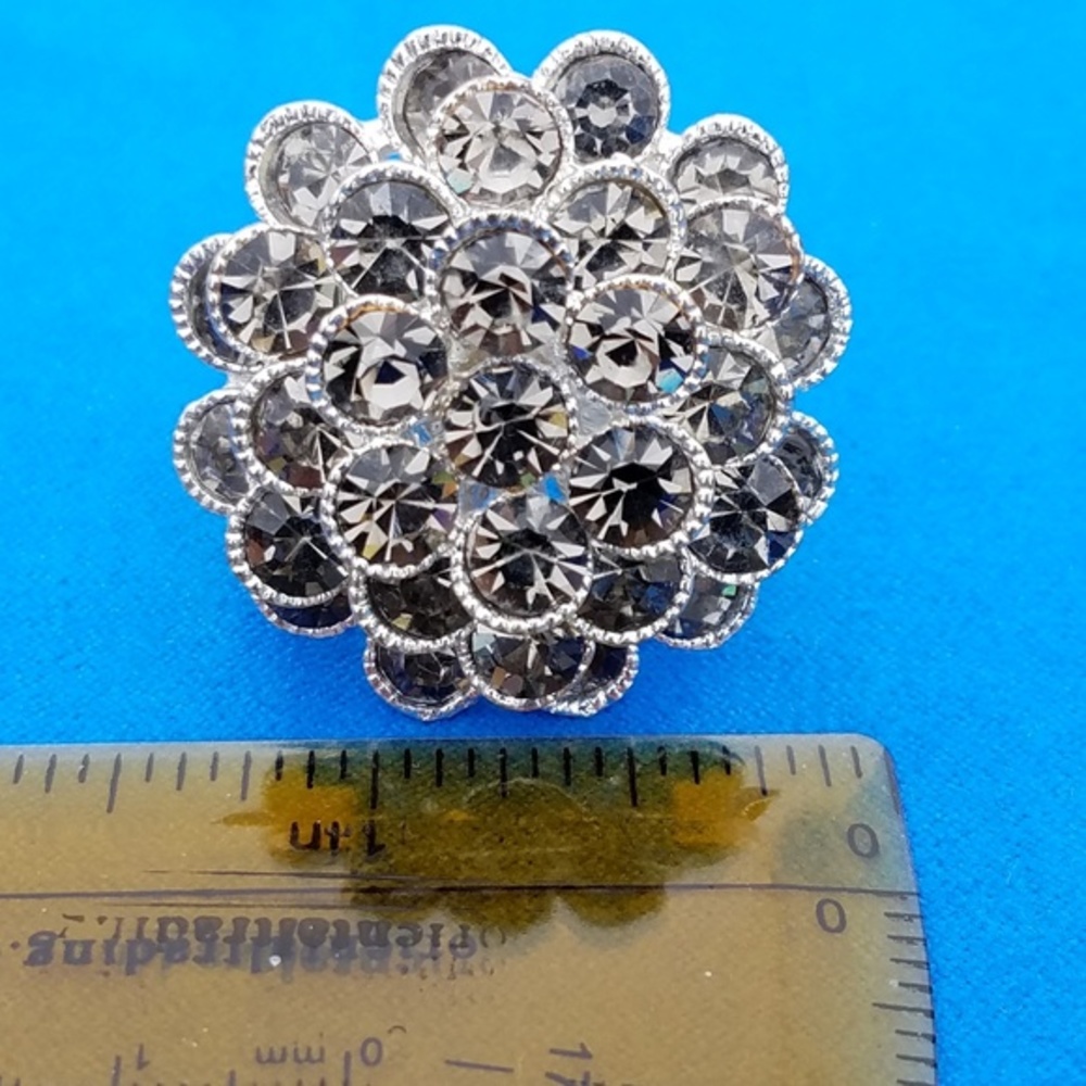 Flower Stretch Ring - Picture 4 of 4